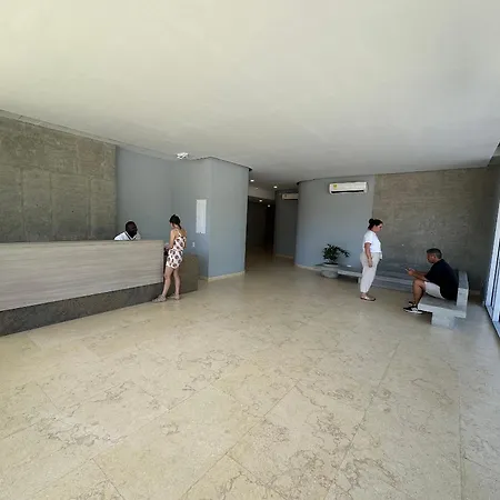Modernos A Pocos Pasos De Playa Azul Y Del Centro De Convenciones De Americas Apartamento Cartagena
